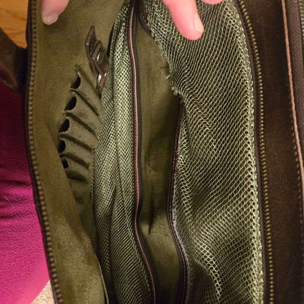 Matt & Nat Briefcase/Computer Bag - Picture 3 of 10